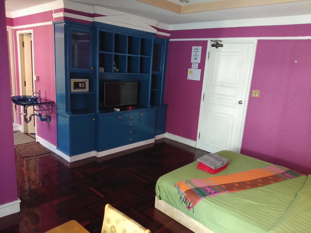 B&B 22 House Бангкок Экстерьер фото